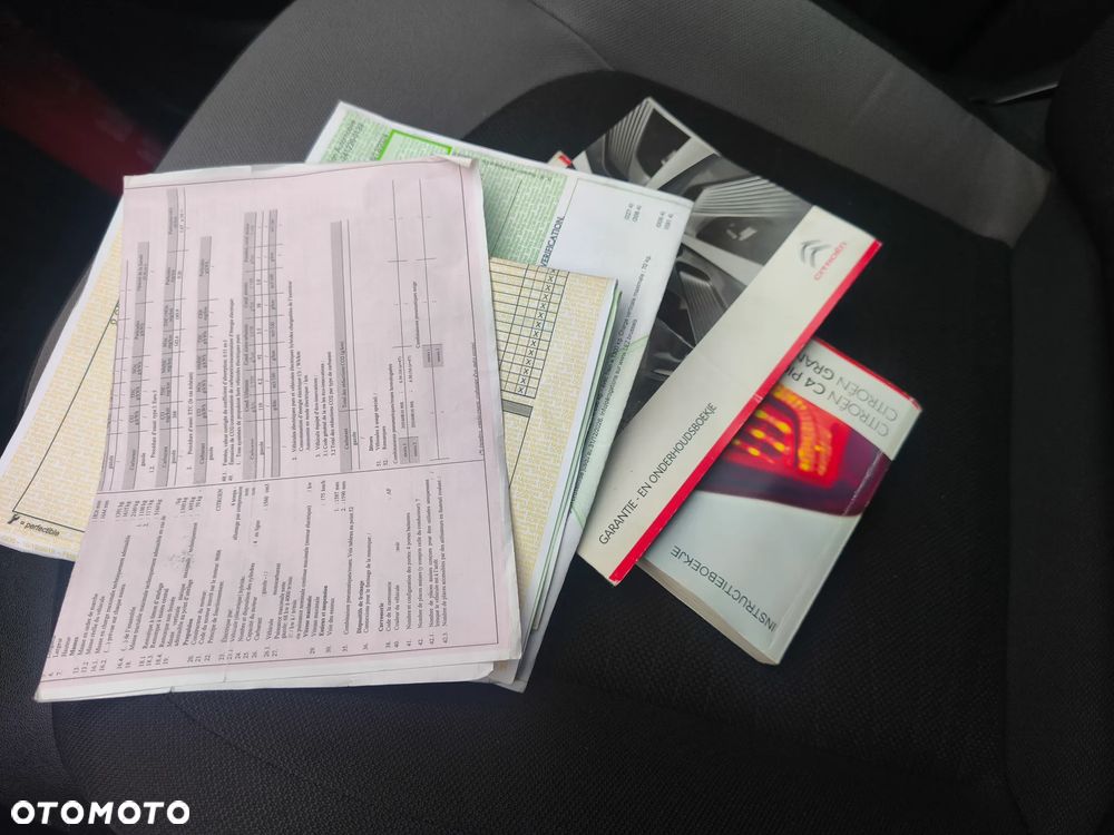 Citroën C4 Grand Picasso 1.6 e-HDi Seduction ETG6 - 17