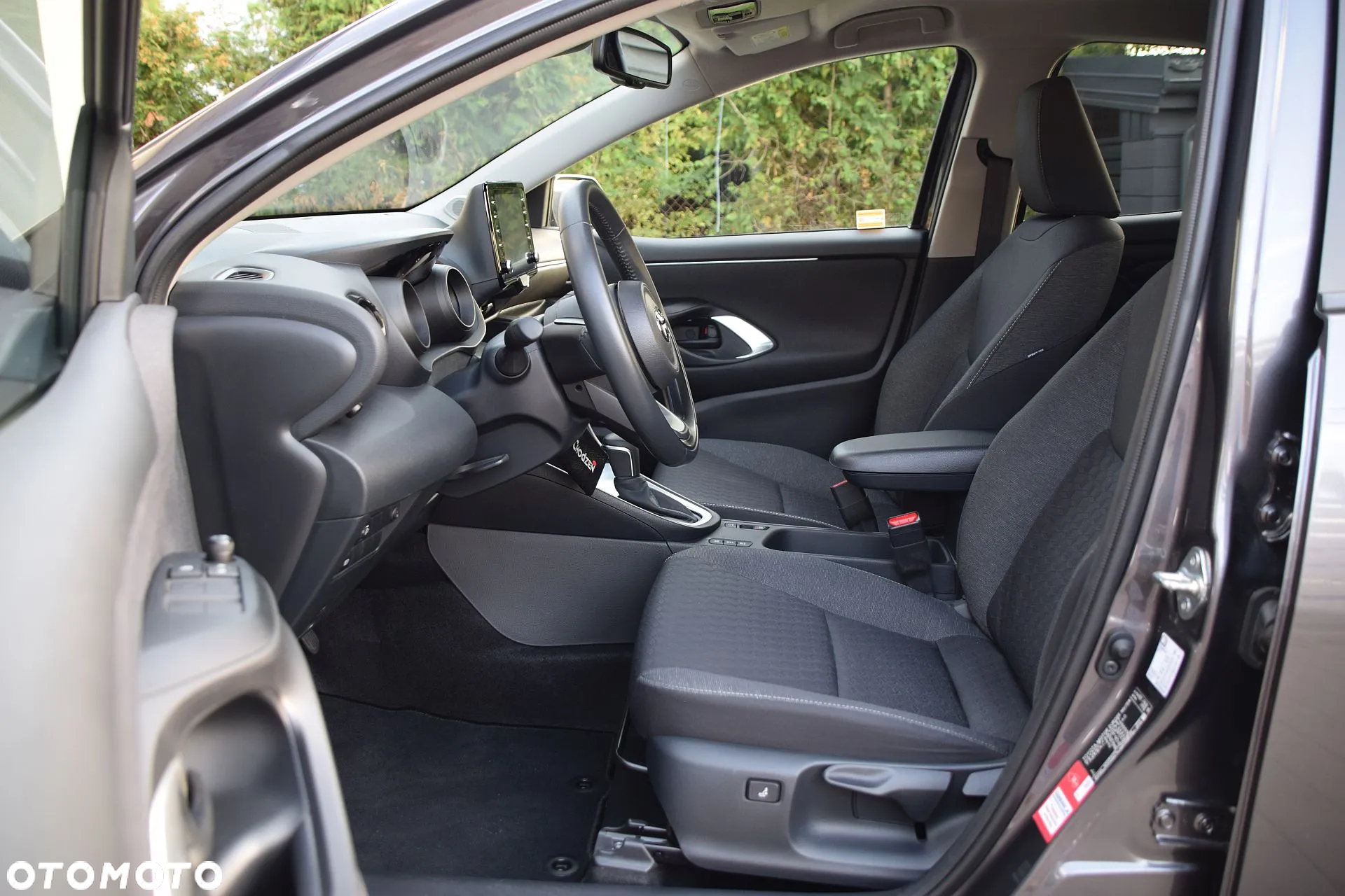 Toyota Yaris Hybrid 1.5 Comfort - 14