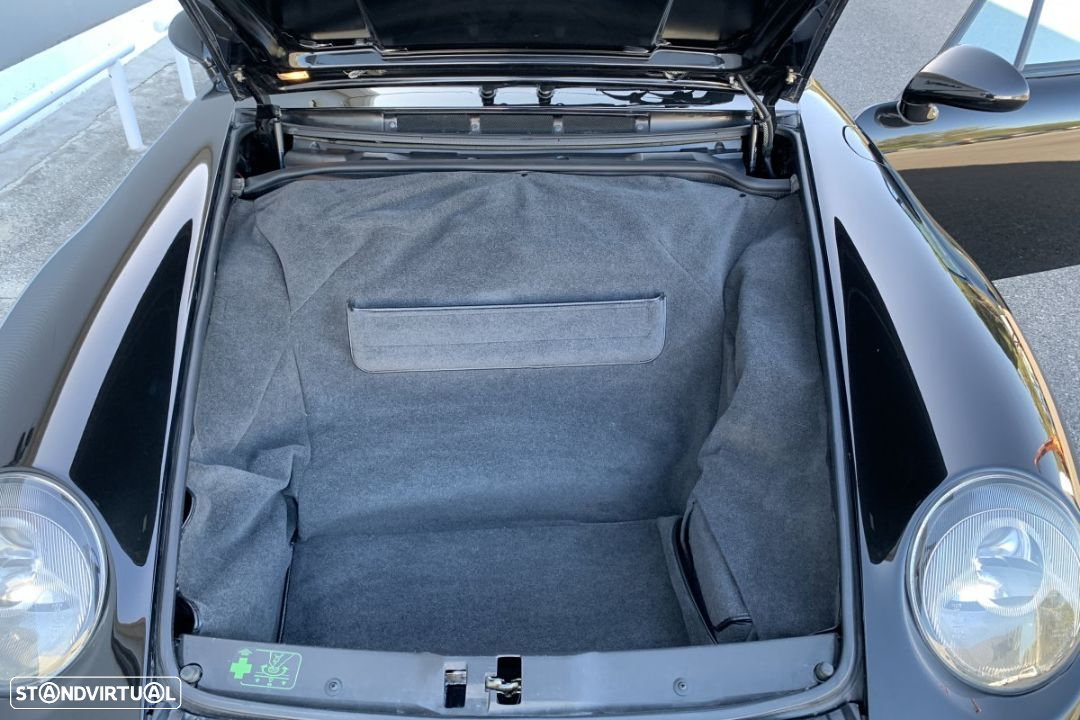 Porsche 911 (993) 3.6 Carrera 4S Turbo Look - 24