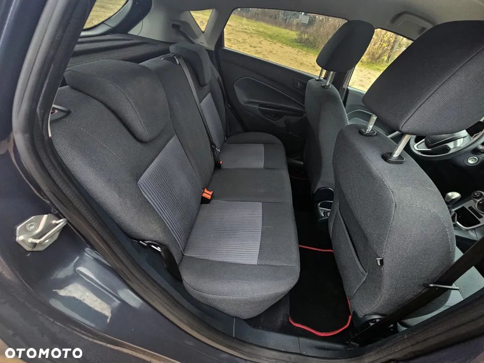 Ford Fiesta 1.25 Ambiente - 21