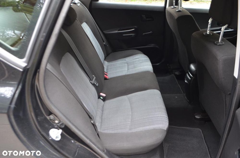 Kia Ceed 1.6 Comfort - 27