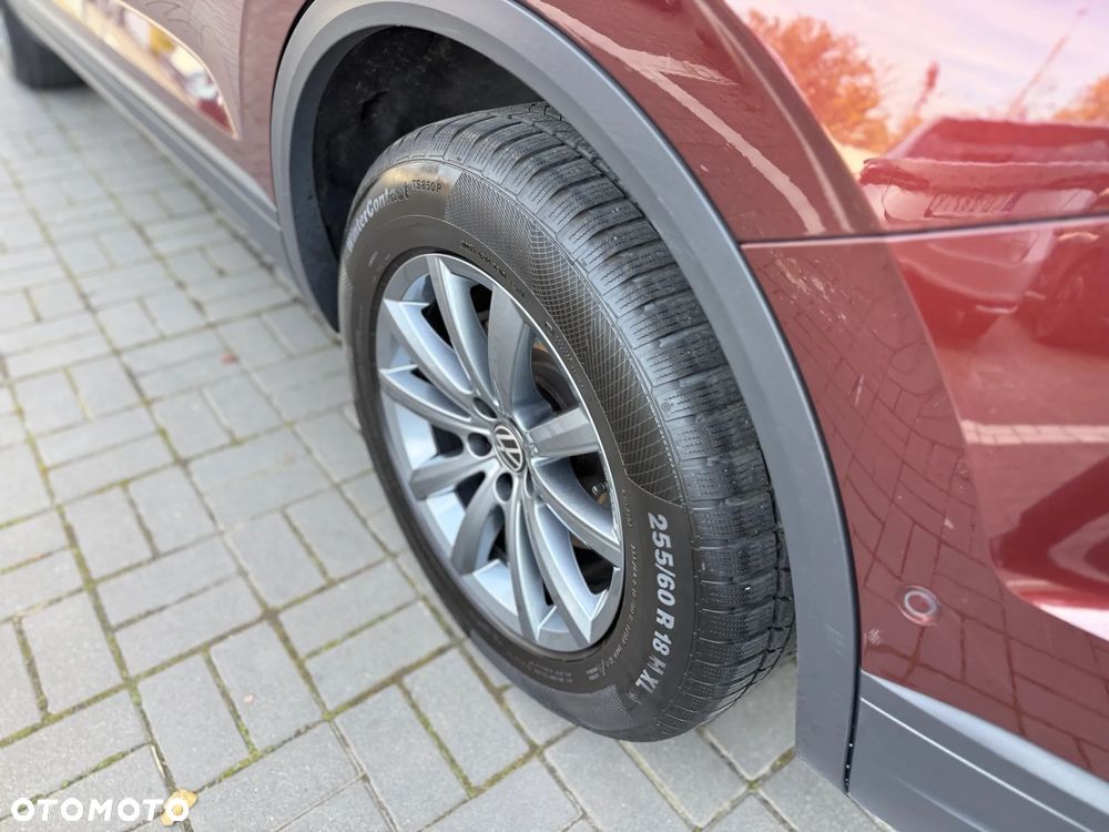 Volkswagen Touareg - 11