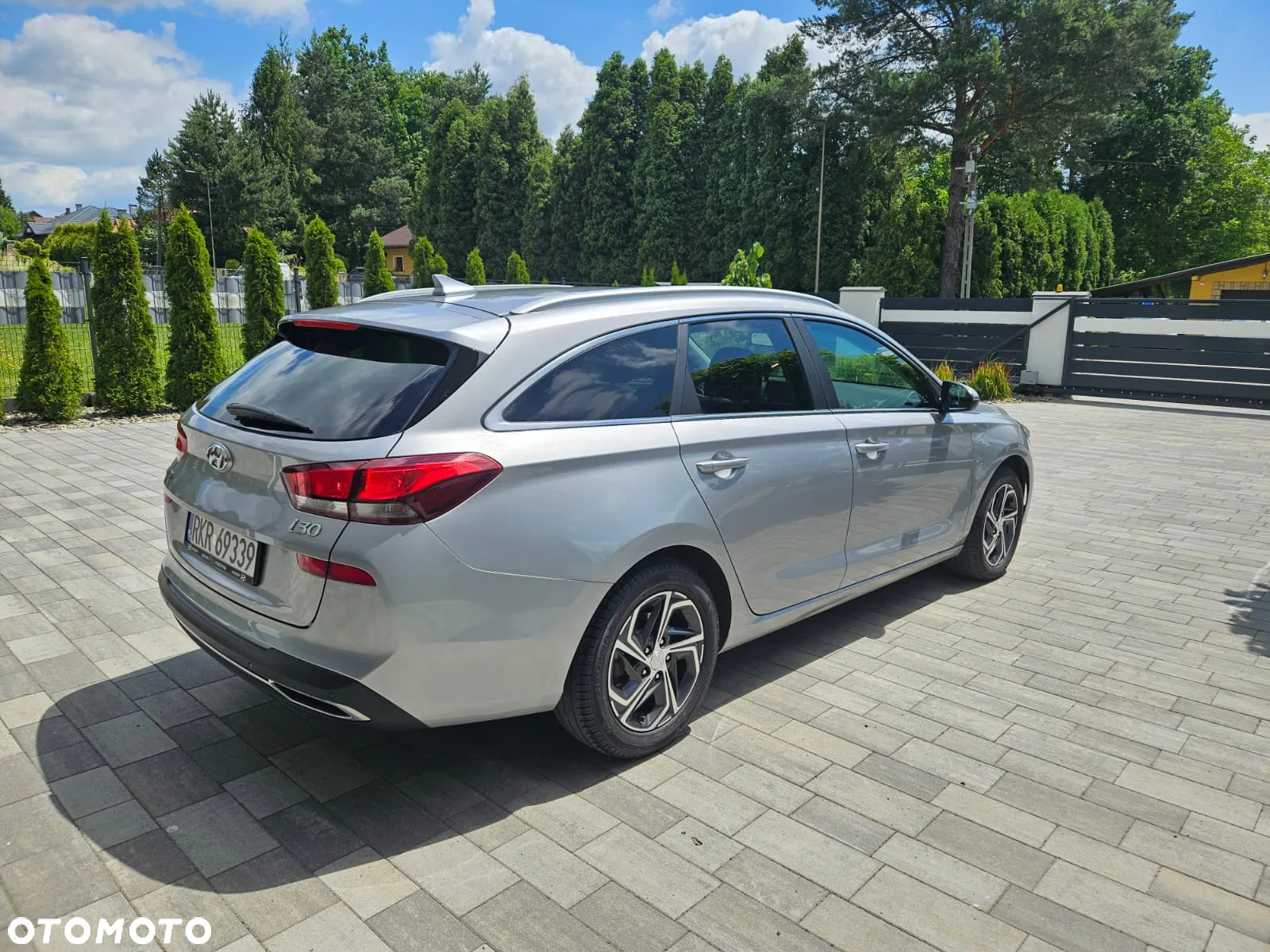 Hyundai i30 1.6 D Classic + - 5