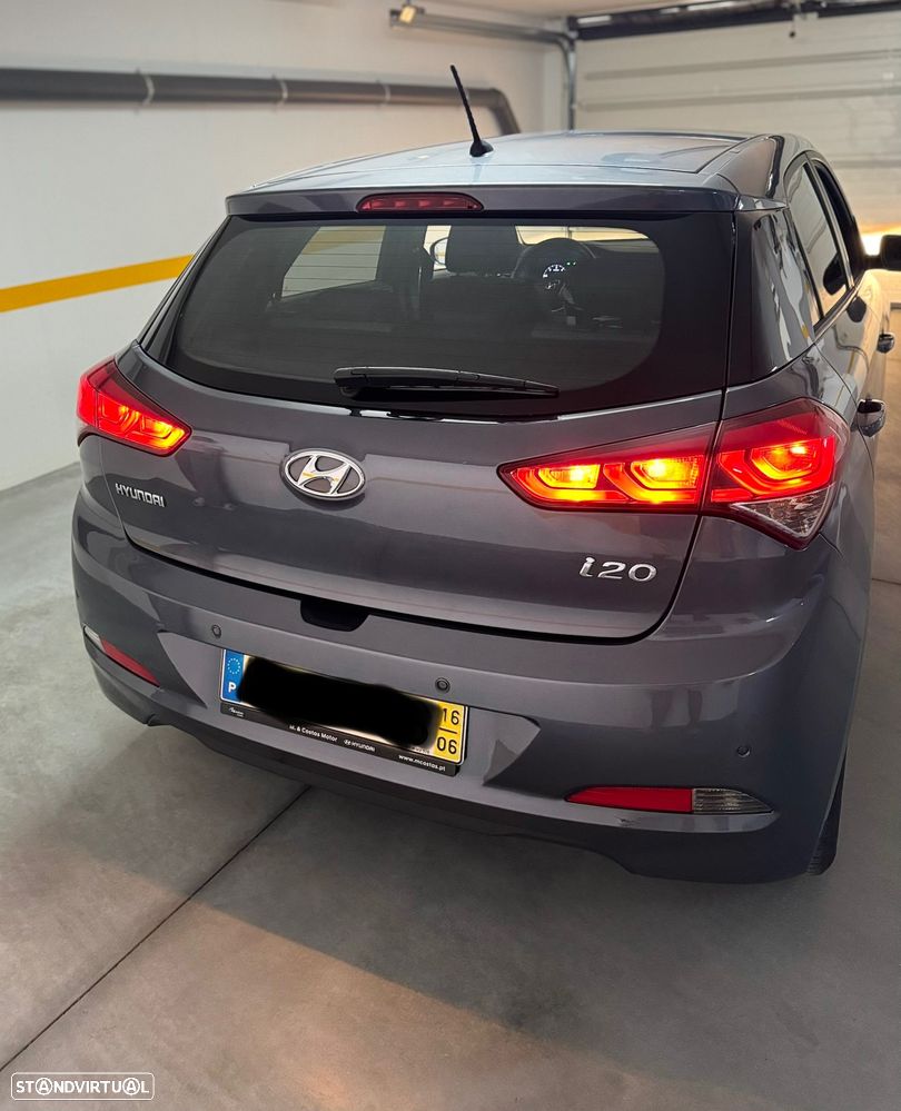 Hyundai i20 1.1 CRDi Blue Access+Bluetooth - 9