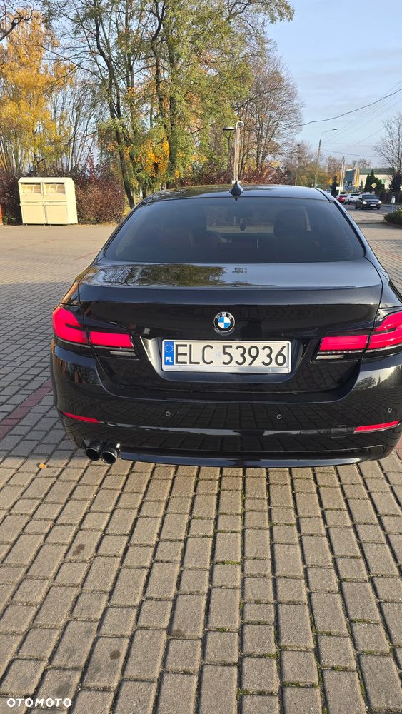 BMW Seria 5 520d - 5