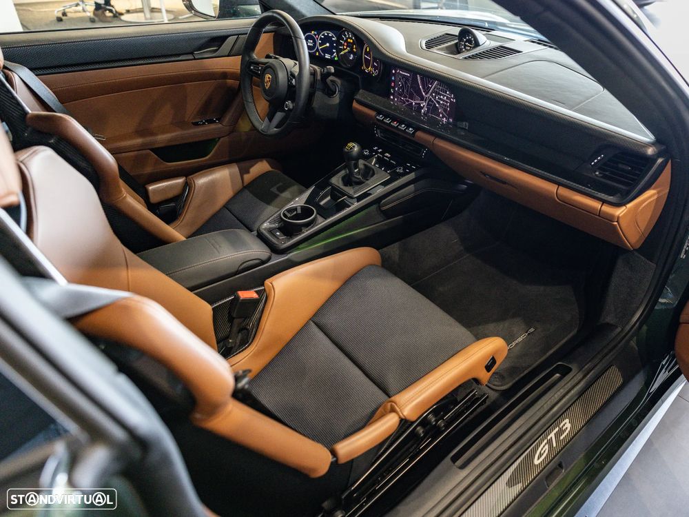 Porsche 911 (992) GT3 Touring Package - 27