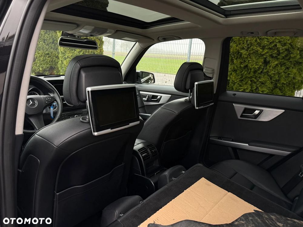 Mercedes-Benz GLK 350 CDI DPF 4Matic 7G-TRONIC SPORT EDITION - 23
