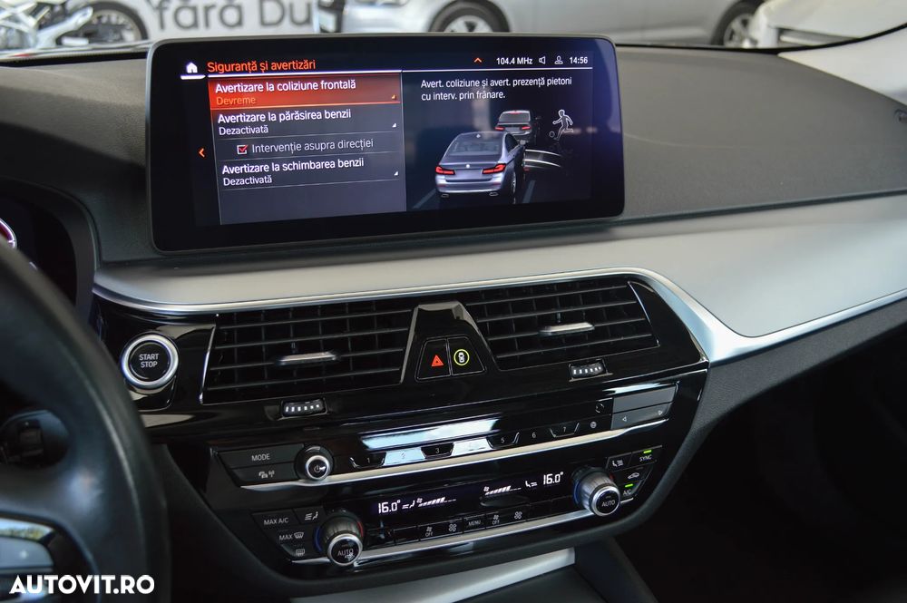 BMW Seria 5 520e Aut. Luxury Line - 28