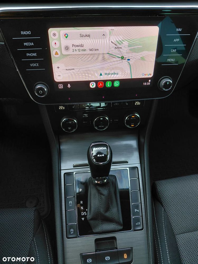 Skoda Superb 2.0 TDI SCR 4x4 Style DSG - 34