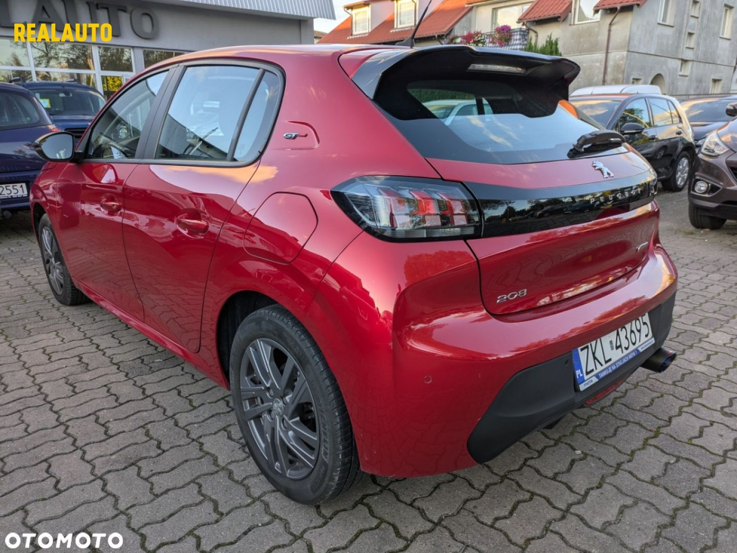 Peugeot 208 - 4