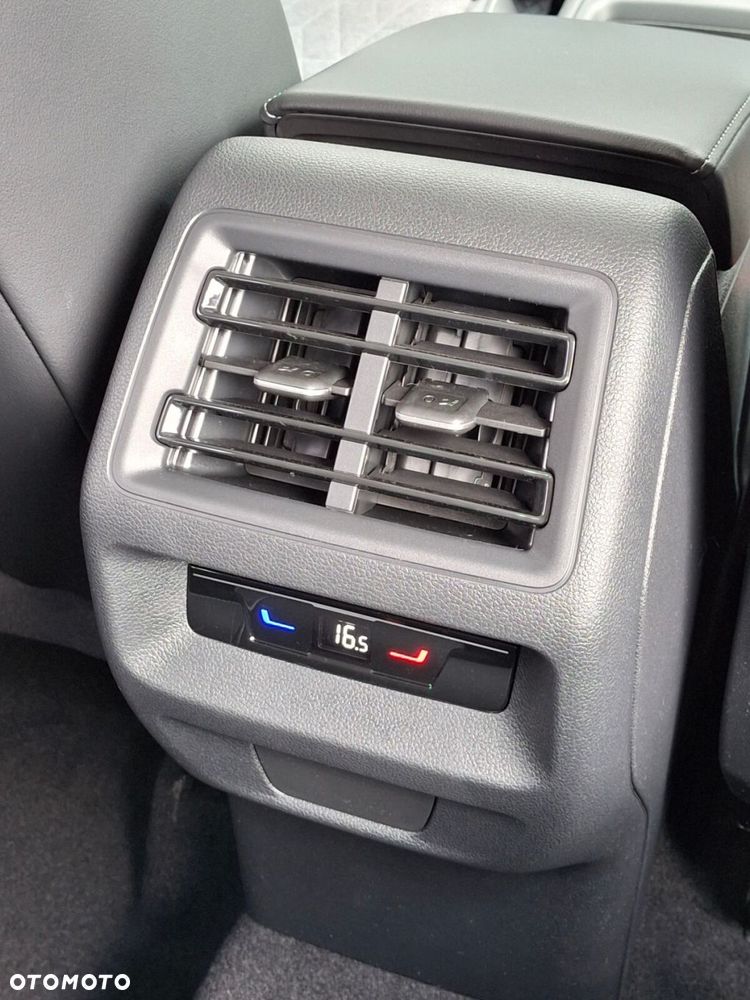 Volkswagen Tiguan 1.5 eTSI Life Plus DSG - 22