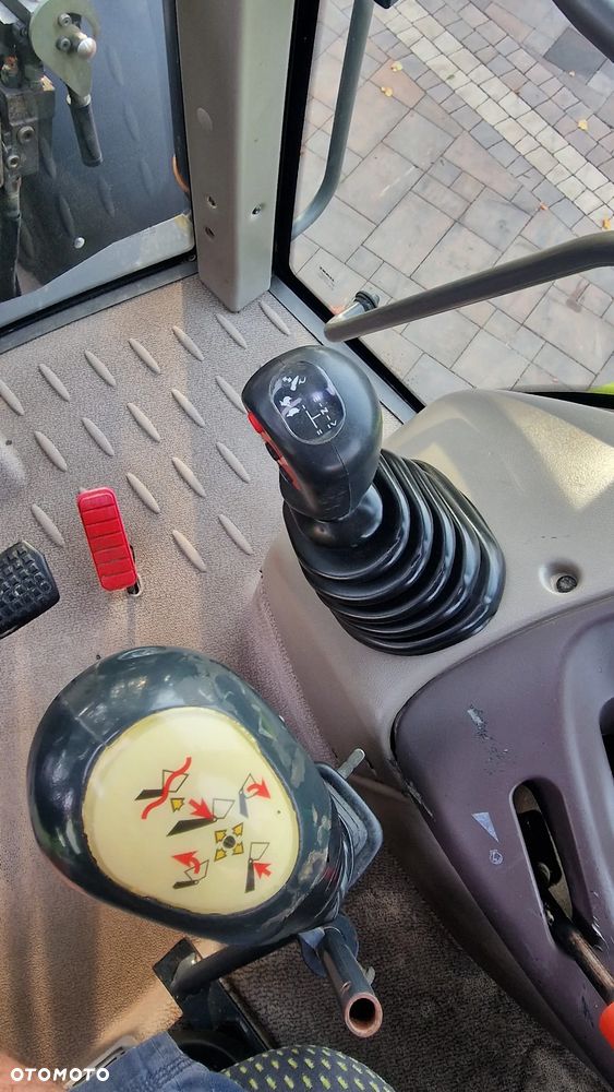 Claas ARES 556 RZ, silnik 4cyl JOHN DEERE 105 koni, świeżo sprowadzony - 8