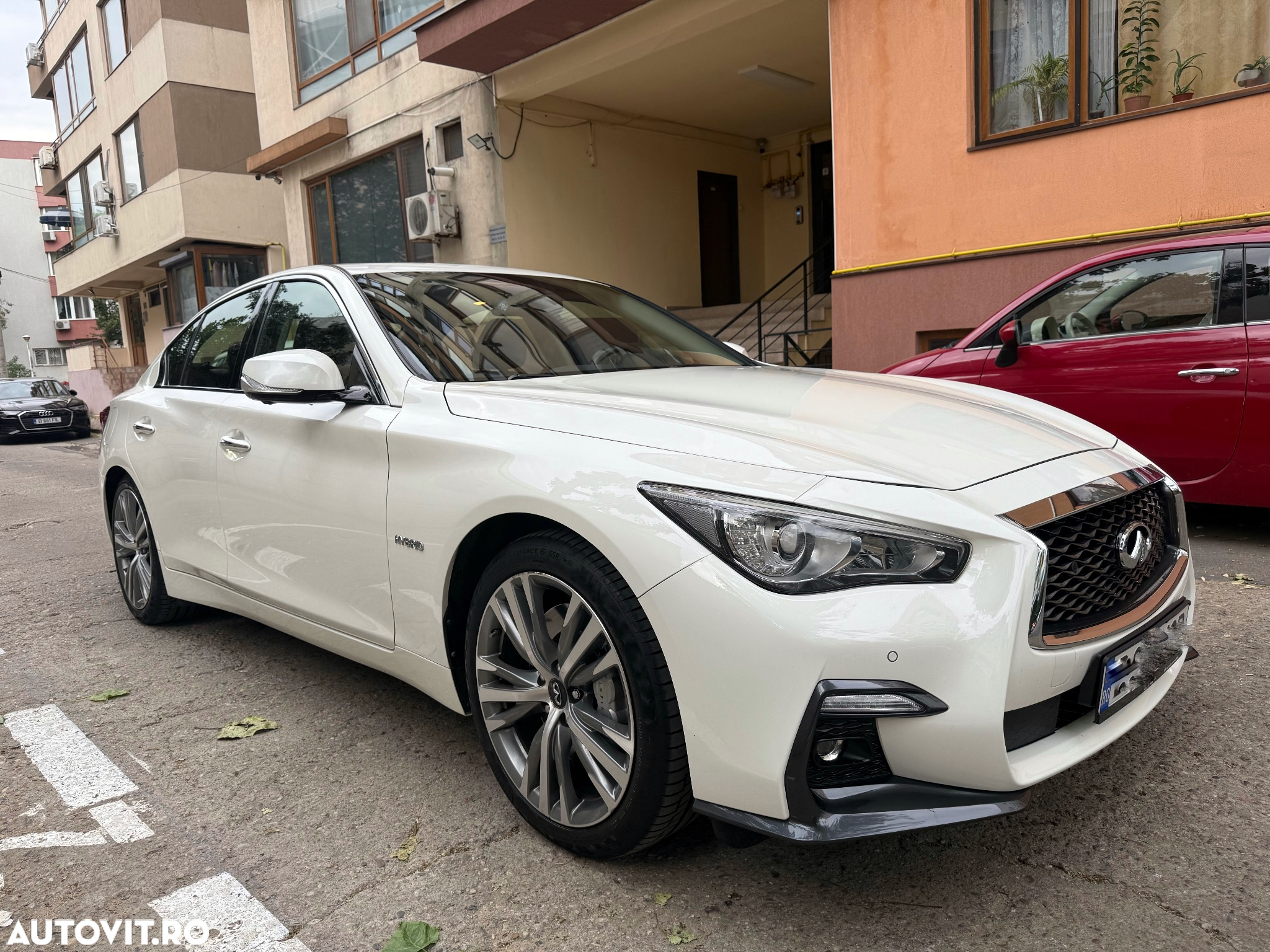 Infiniti Q50 Q50S Hybrid AWD Sport - 3