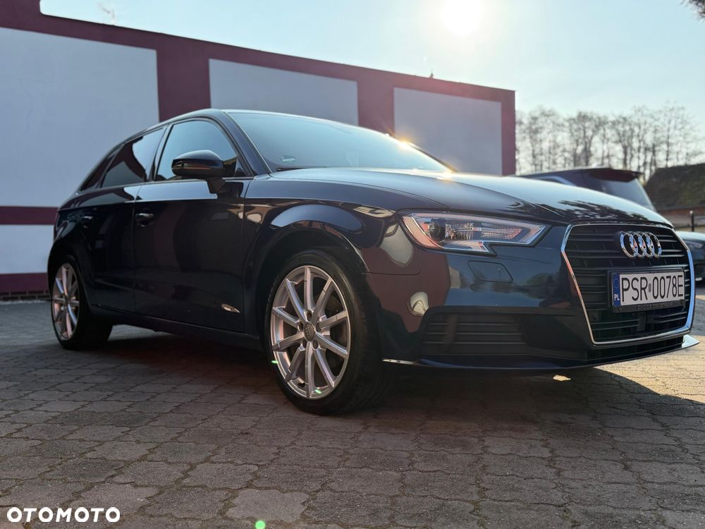 Audi A3 Sportback 2.0 TDI S tronic - 1
