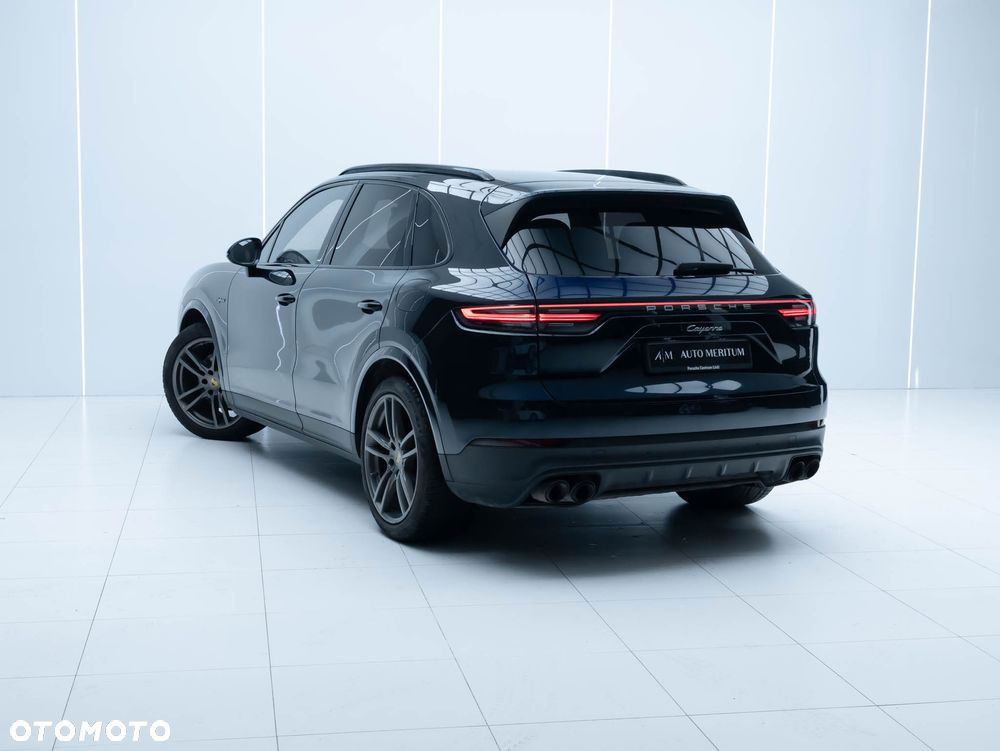 Porsche Cayenne - 11