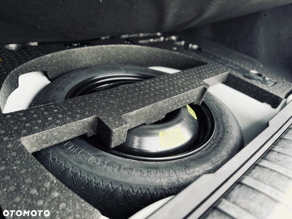 Peugeot 2008 BlueHDi FAP 120 STOP & START Crossway - 16