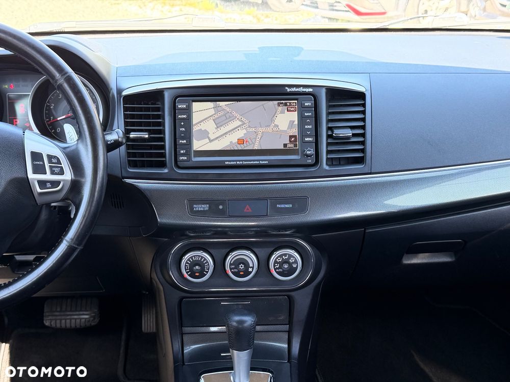 Mitsubishi Lancer 1.8 CVT Instyle - 29