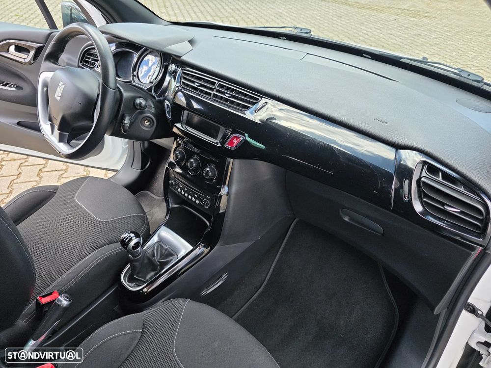 DS DS3 Pure Tech VTi 82 SoChic - 13