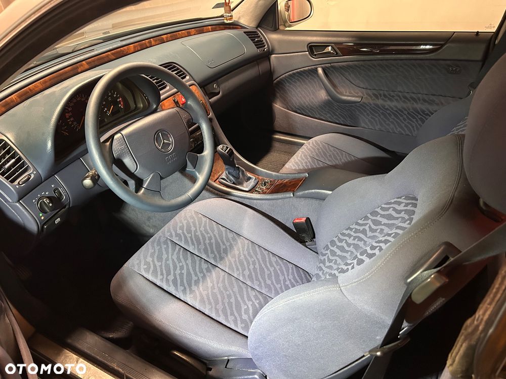 Mercedes-Benz CLK 230 Kompressor - 12