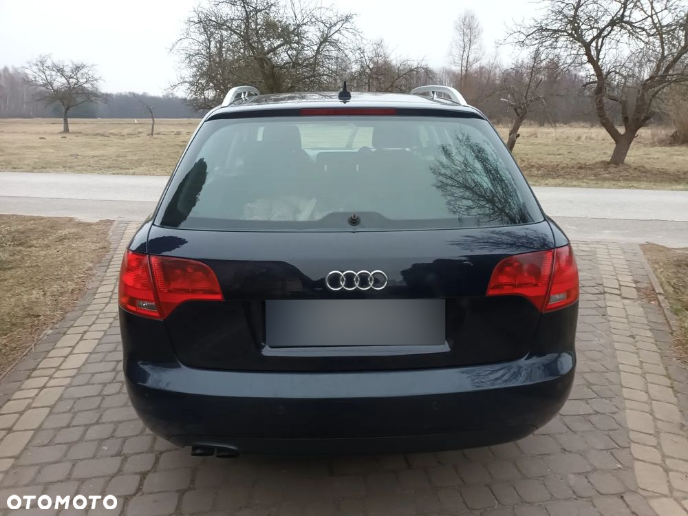 Audi A4 Avant 2.0 TDI Multitronic - 4