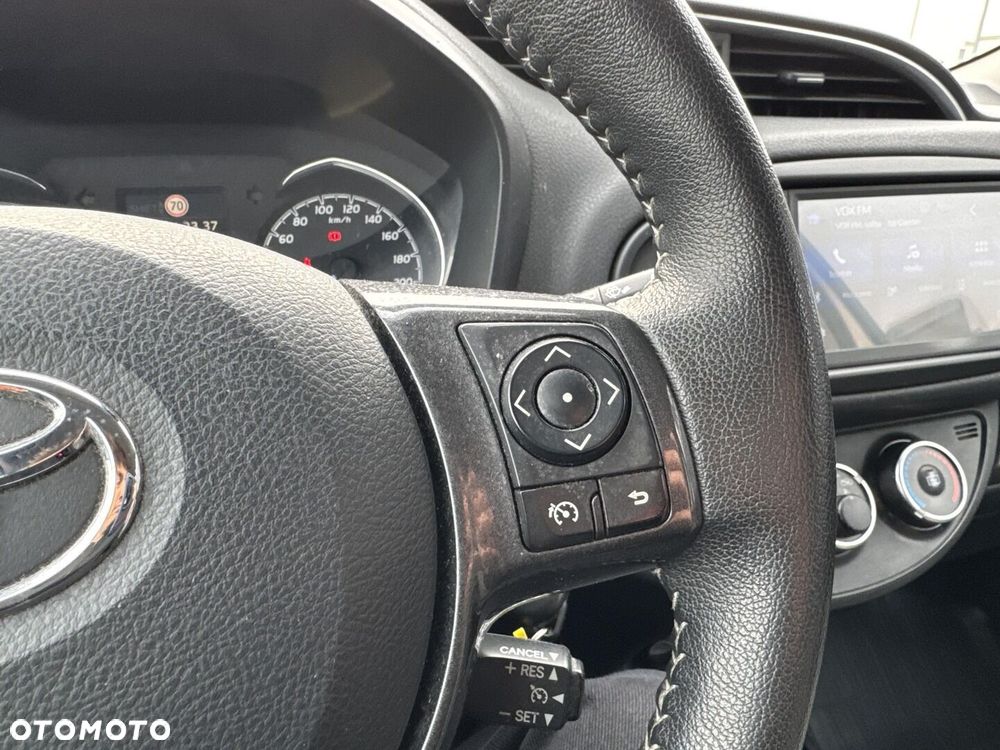 Toyota Yaris - 24