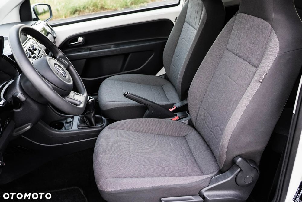 Volkswagen up! - 16