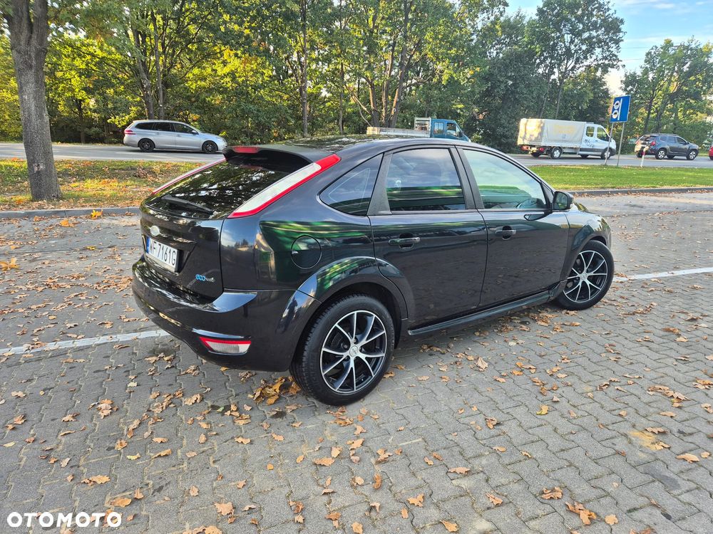 Ford Focus - 12