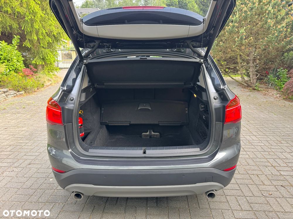 BMW X1 xDrive20d - 10