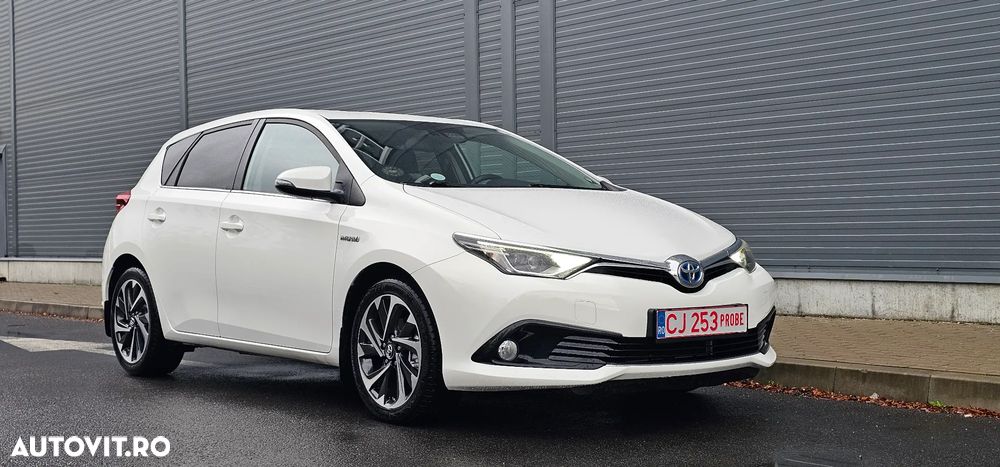Toyota Auris 1.8 VVT-i Automatik Executive - 23
