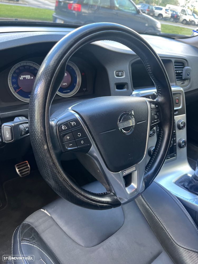 Volvo S60 2.0 D3 R-Design - 11