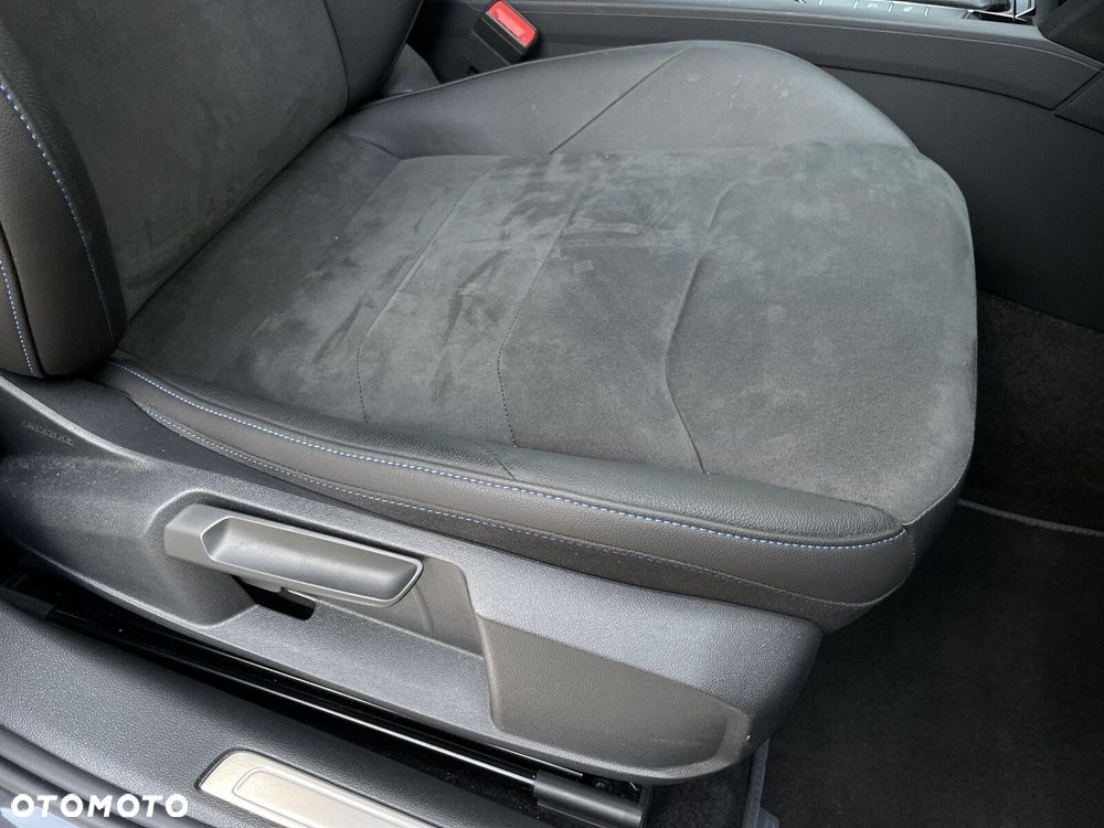 Volkswagen Arteon 2.0 TSI 4Motion R DSG - 25