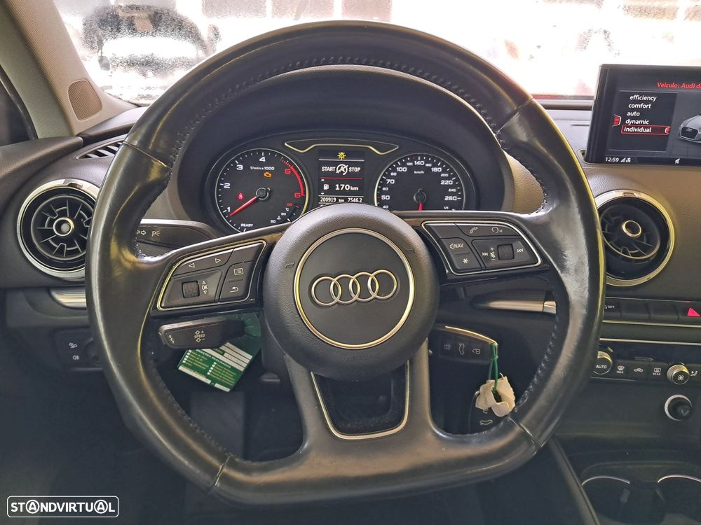 Audi A3 Sportback 1.6 TDI Advance S tronic - 7