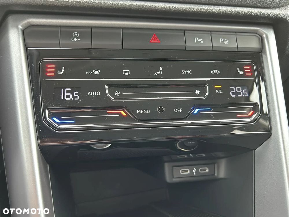Volkswagen T-Roc 1.5 TSI Life Plus DSG - 31