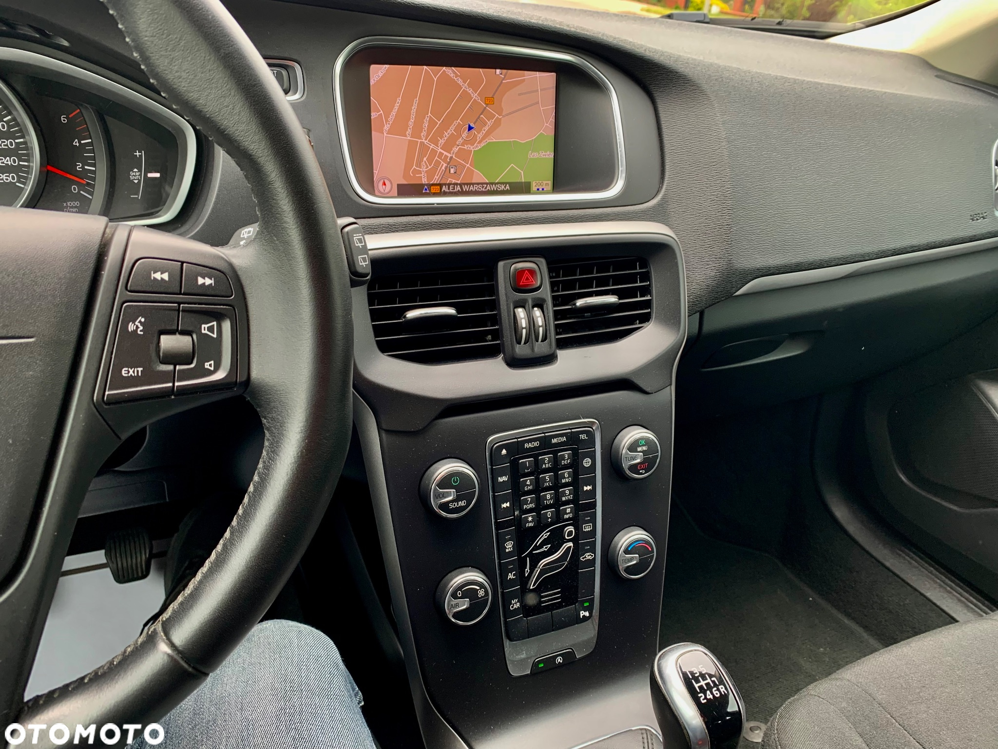 Volvo V40 D2 Drive-E Summum - 20