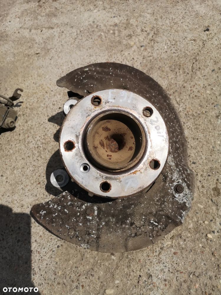 ZWROTNICA PIASTA PRZEDNIA LEWA PRAWA BMW E90 E91 E92 E93 E81 E82 E87 E88 CZUJNIK ABS - 6