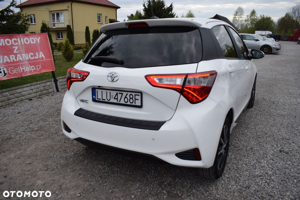Toyota Yaris 1.5 Premium CVT - 3