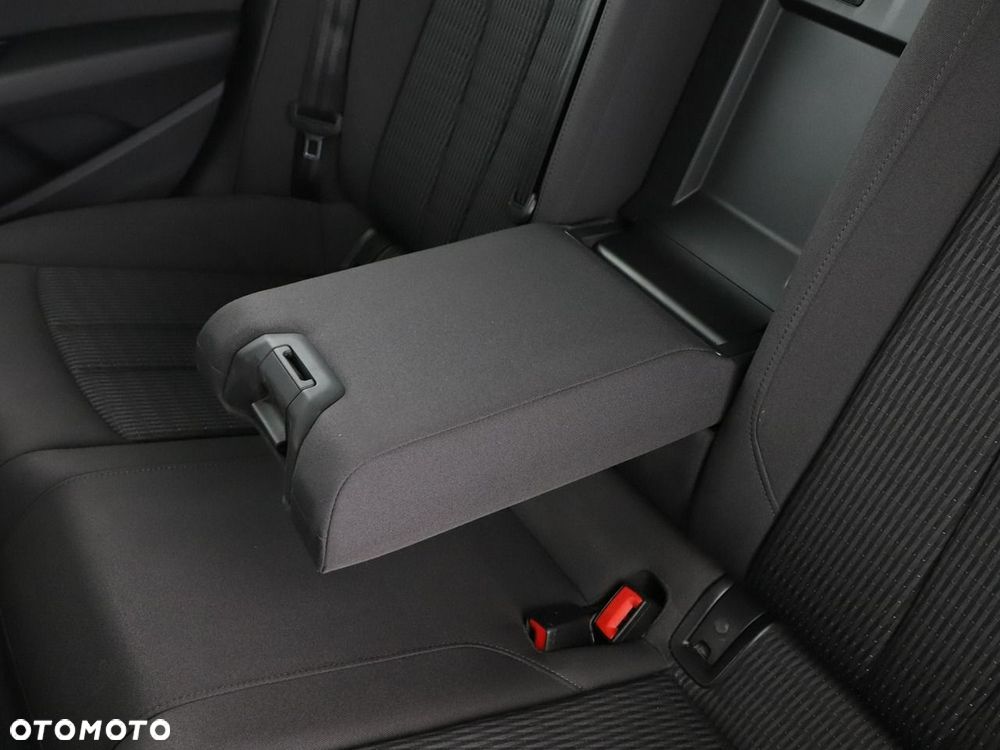 Audi A4 Avant 2.0 TFSI ultra S tronic design - 38