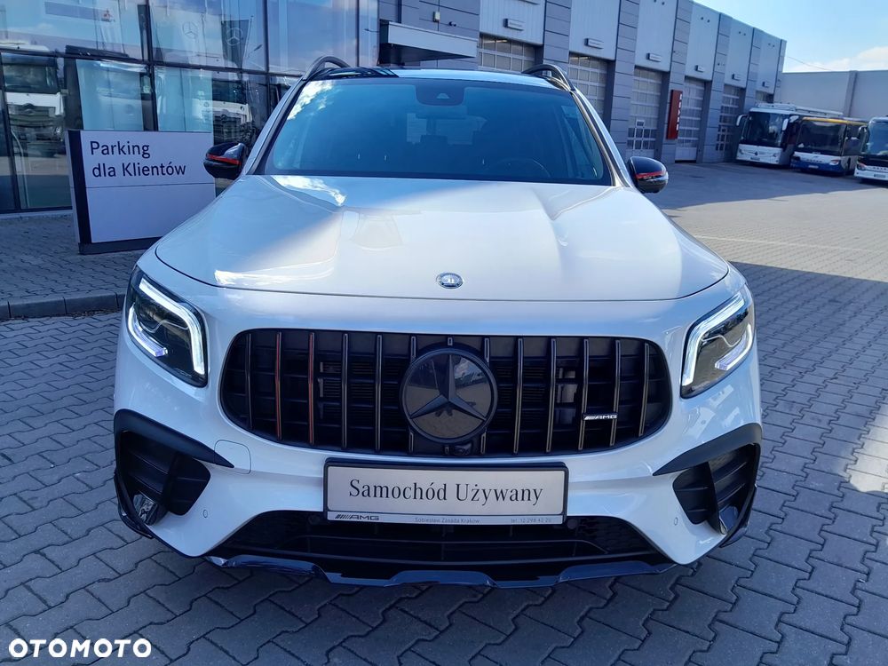 Mercedes-Benz GLB - 9