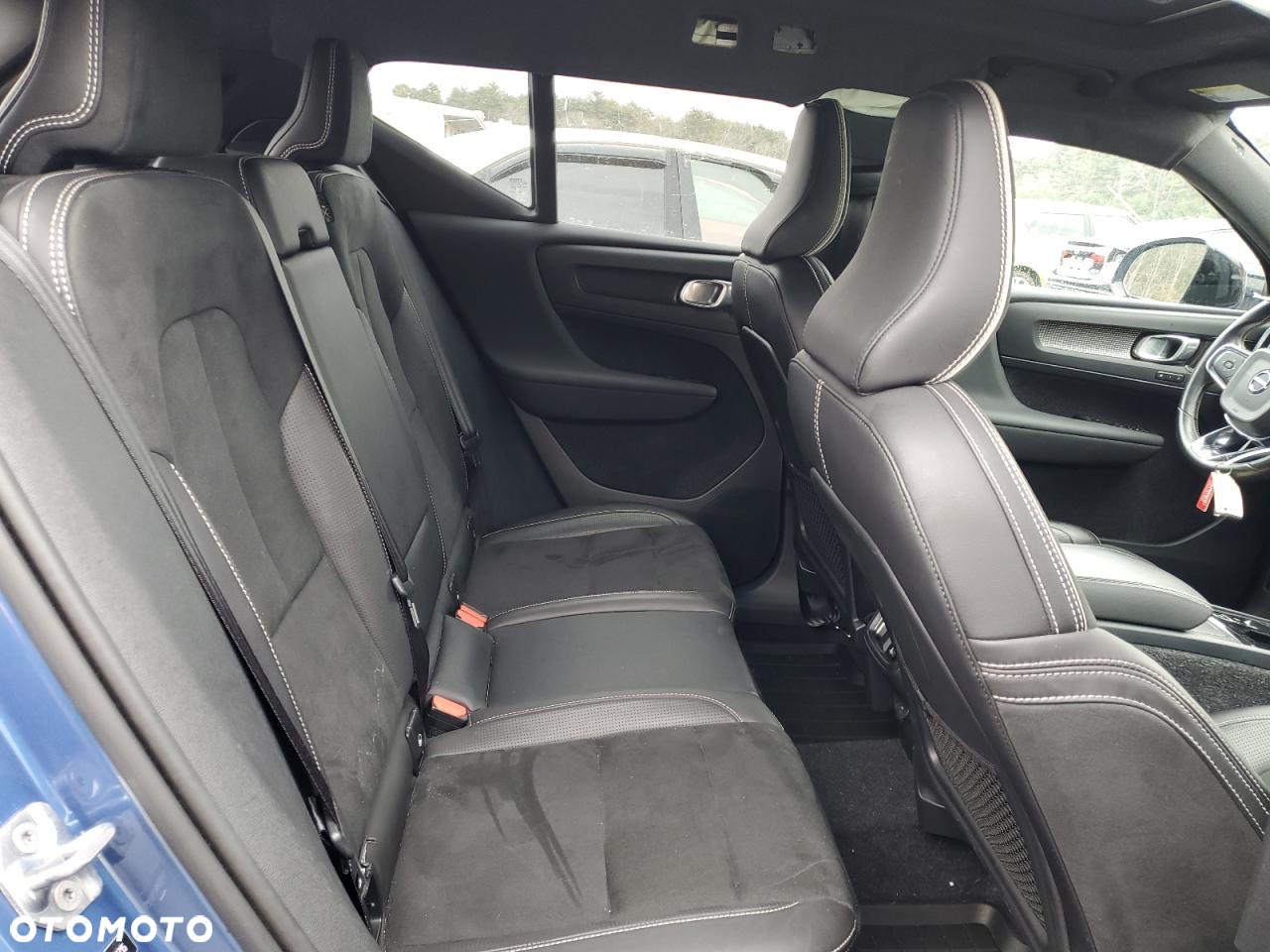 Volvo XC 40 T5 AWD Momentum - 11