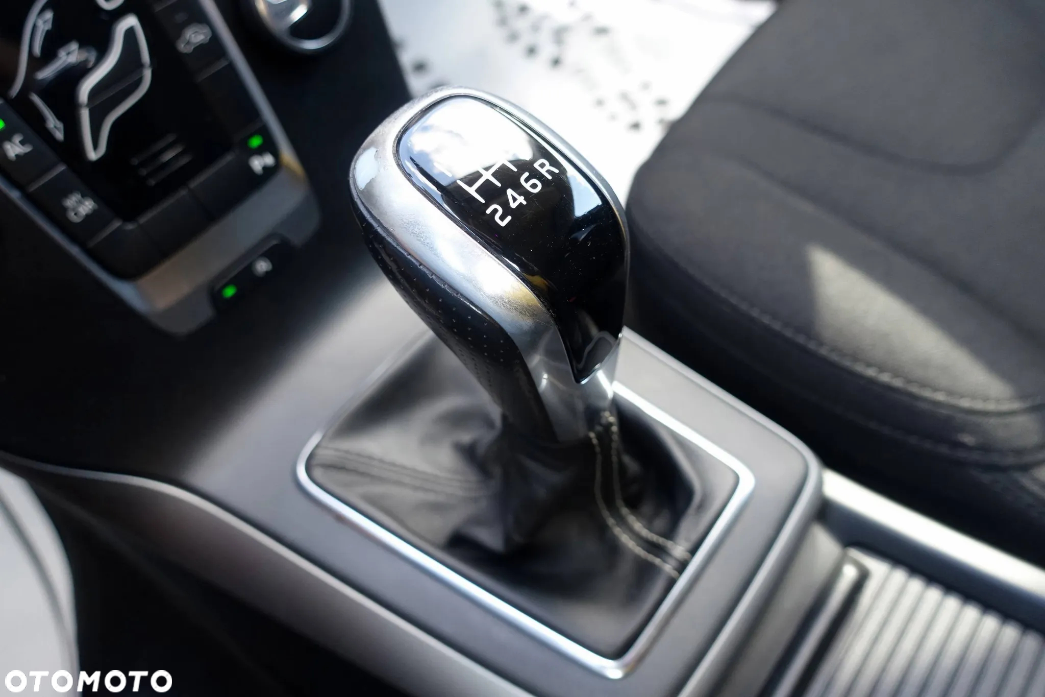Volvo V40 D2 Momentum - 20