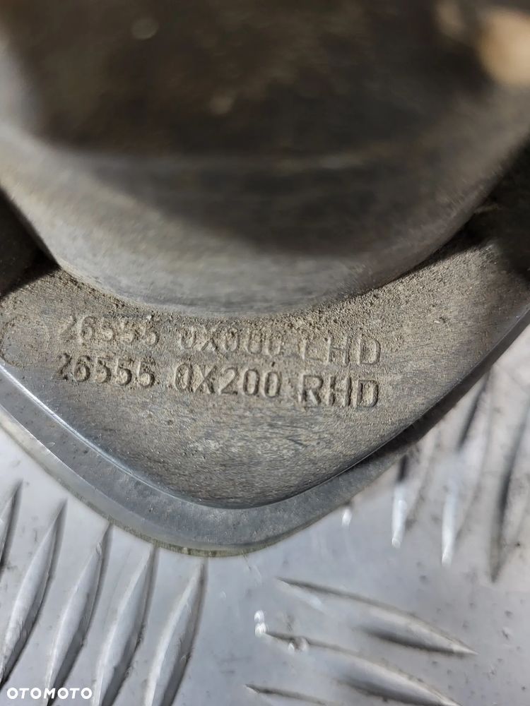 Nissan Terrano II Lampa Lewy Prawa Tył - 8