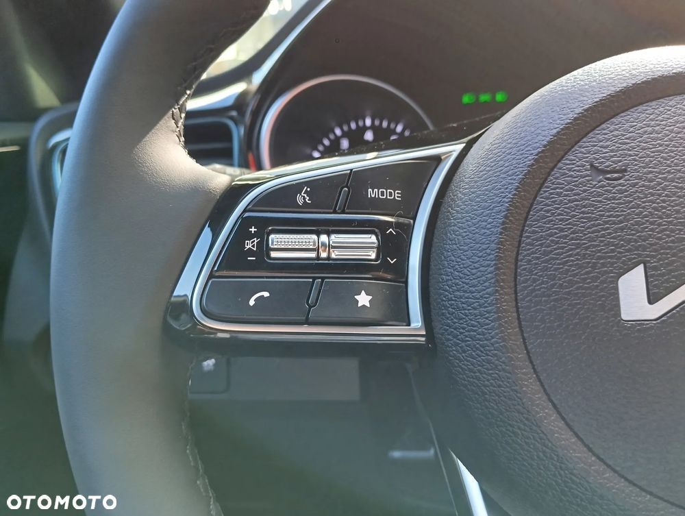 Kia XCeed 1.6 T-GDI Tribute DCT - 23