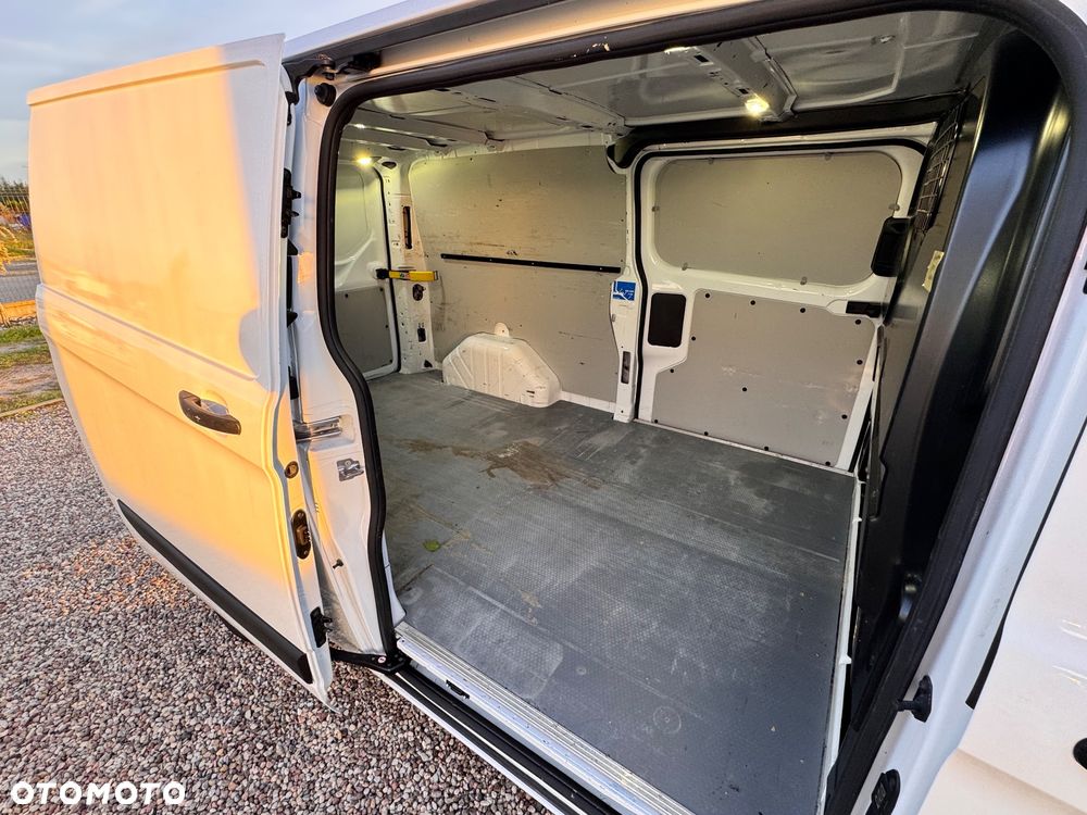 Ford TRANSIT  CUSTOM - 26