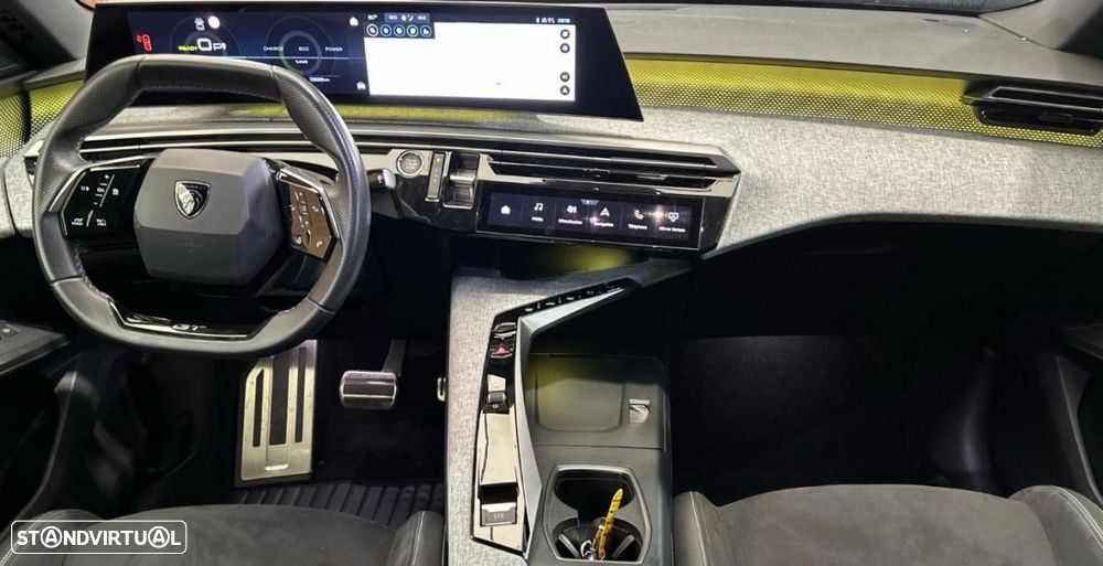 Peugeot E-3008 73 kWh GT - 3