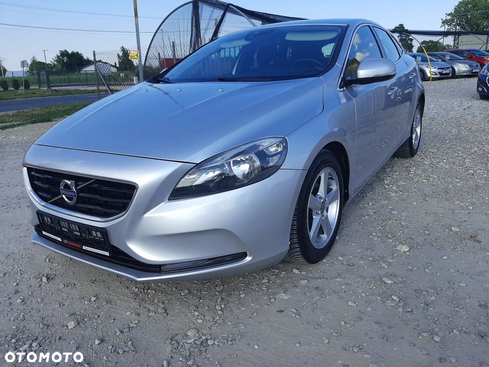 Volvo V40 D2 - 1