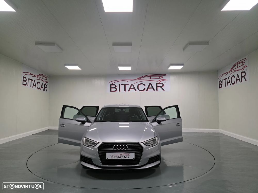 Audi A3 Sportback 1.6 TDI Design - 13