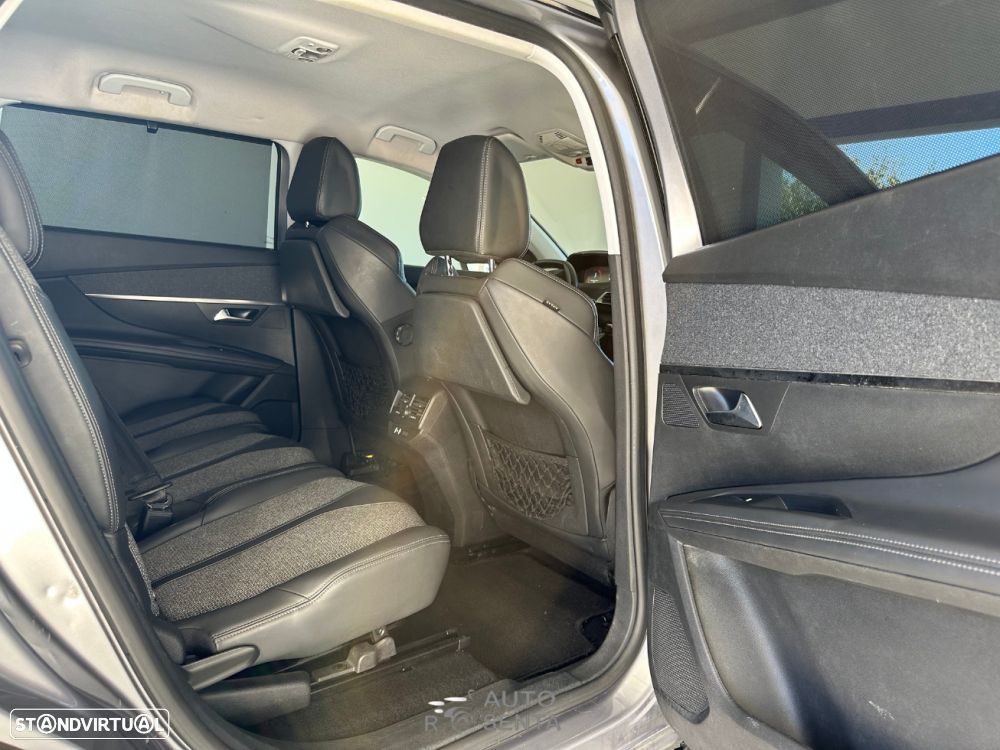 Peugeot 5008 1.5 BlueHDi Allure - 16