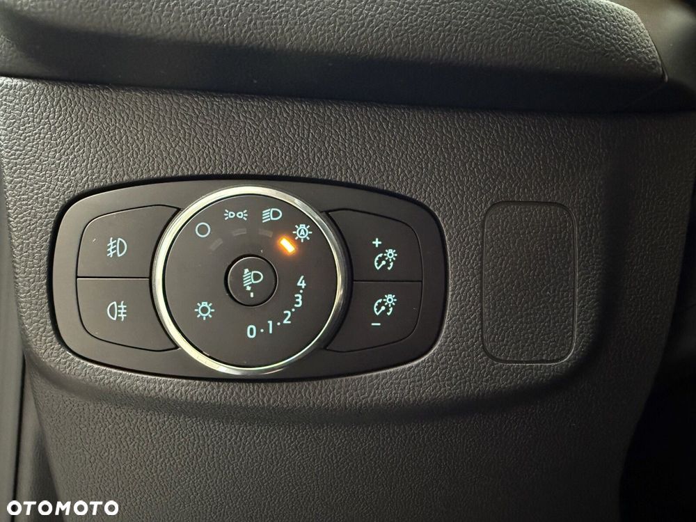 Ford Focus 1.0 EcoBoost mHEV Titanium X - 16