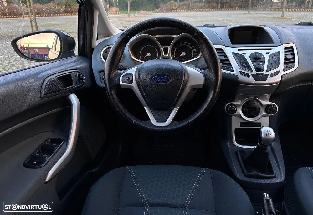 Ford Fiesta - 7