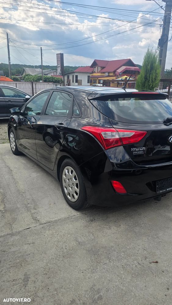 Hyundai i30 1.4 Classic - 11